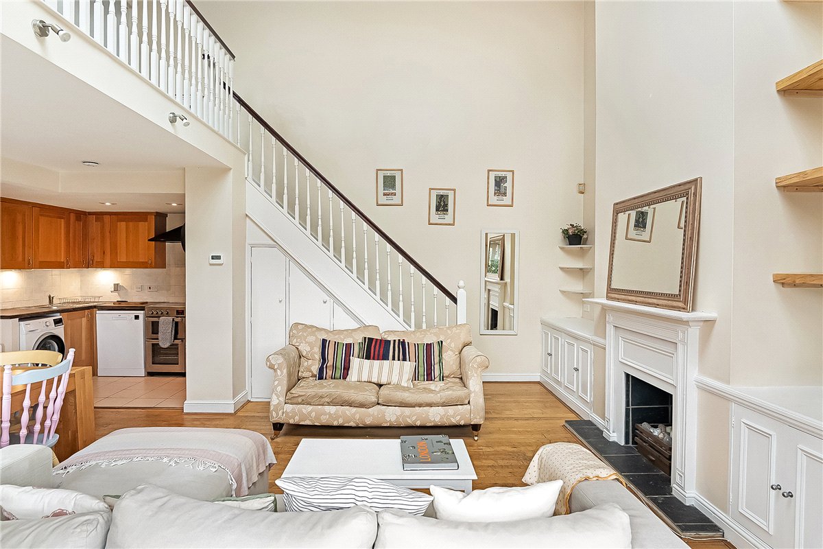 3 bedroom Maisonette, Fullerton Road, London, SW18 - Available, Image 6