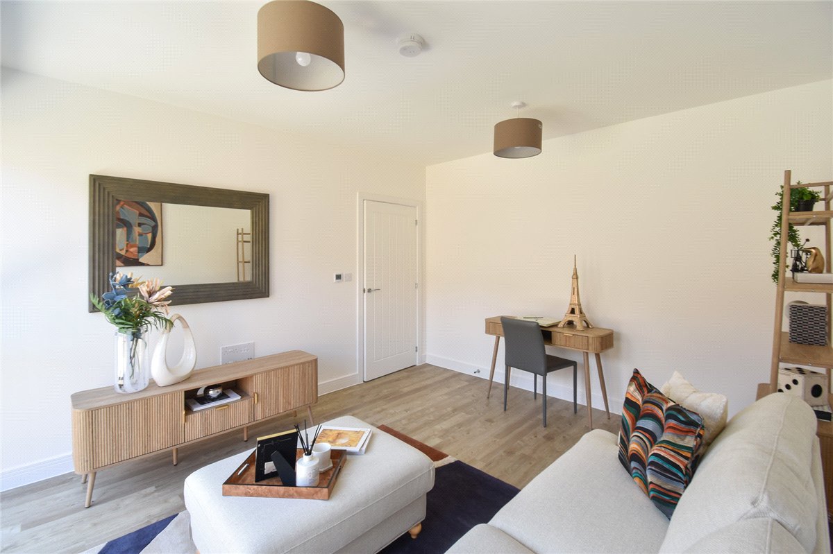 4 bedroom House, Saffron Way, Cherry Hinton, CB1 - Available, Image 4