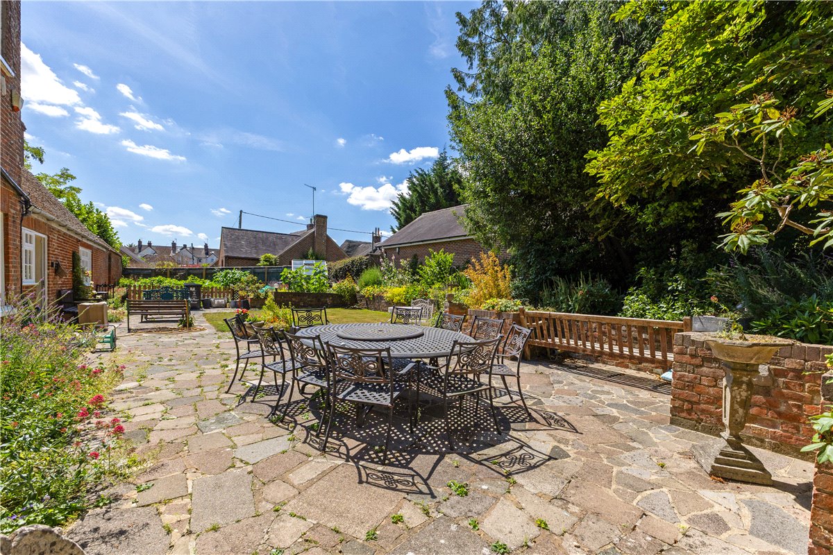 8 bedroom House, Hodson Road, Chiseldon, SN4 - Available, Image 20