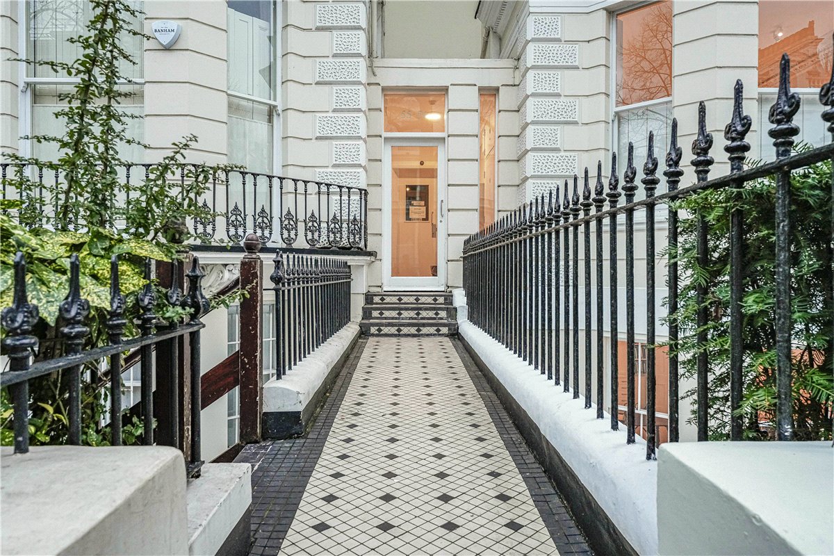 3 bedroom Flat, Holland Park, London, W11 - Available, Image 32