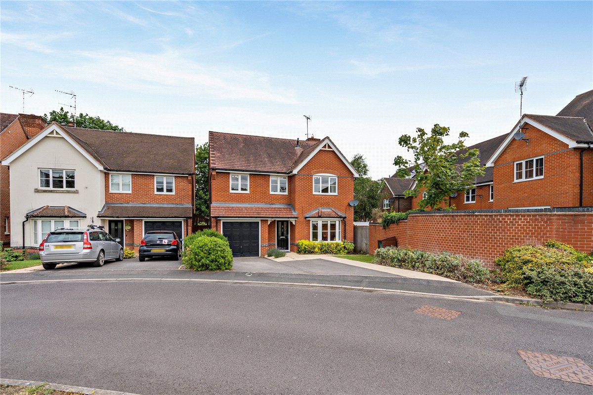 4 bedroom House, Hermitage Green, Hermitage, RG18 - Available, Image 41