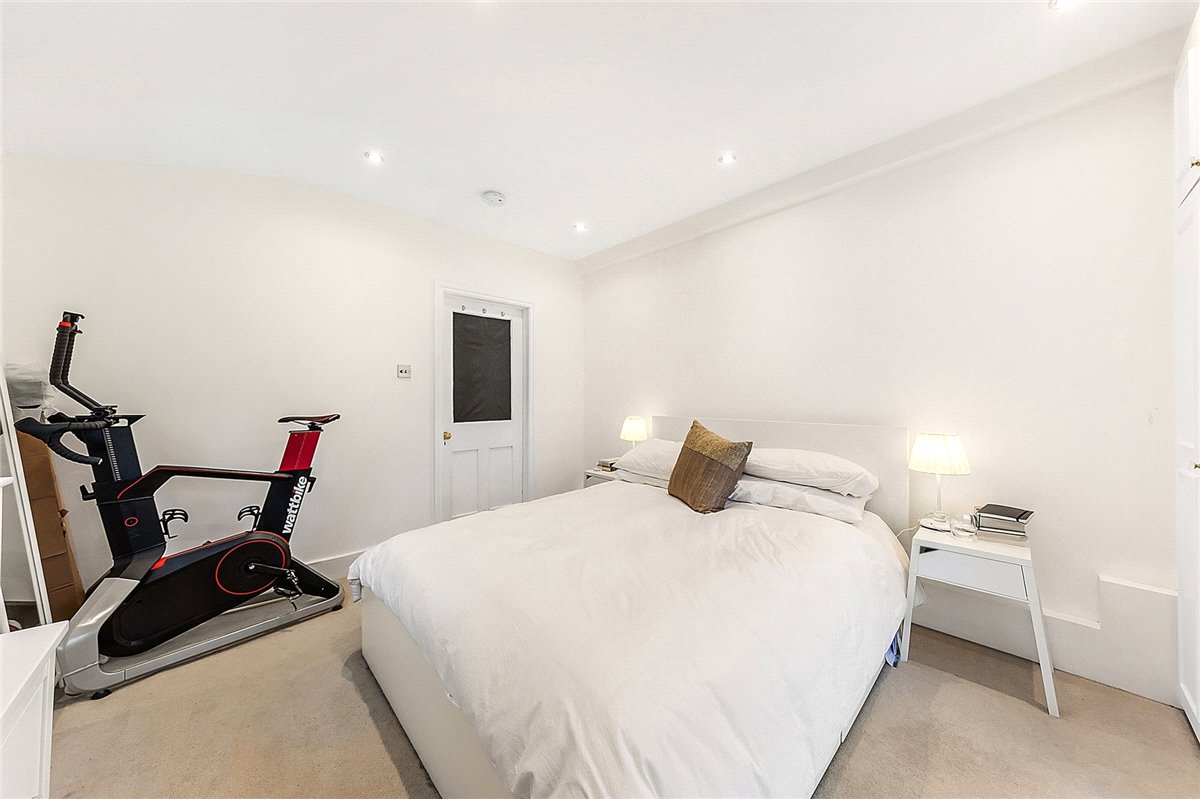 2 bedroom Flat, Munster Road, London, SW6 - , Image 16