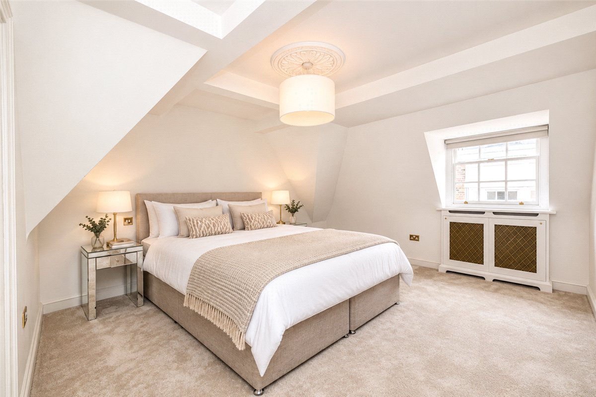 7 bedroom House, Upper Brook Street, Mayfair, W1K - Available, Image 36