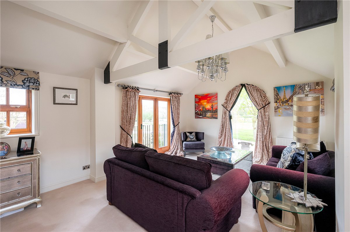 6 bedroom House, Dunnington, York, YO19 - Available, Image 18