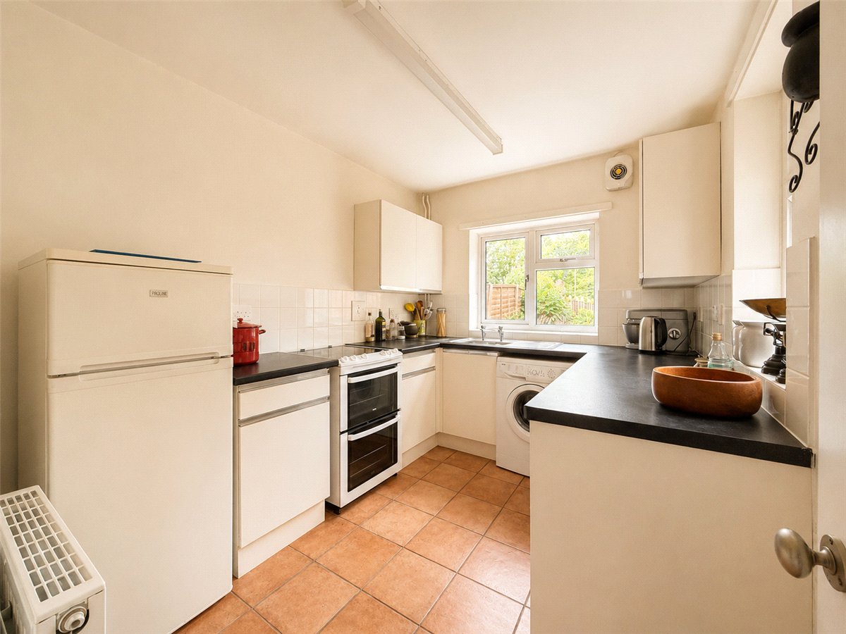 2 bedroom House, Linden Close, Cambridge, CB4 - Sold STC, Image 6