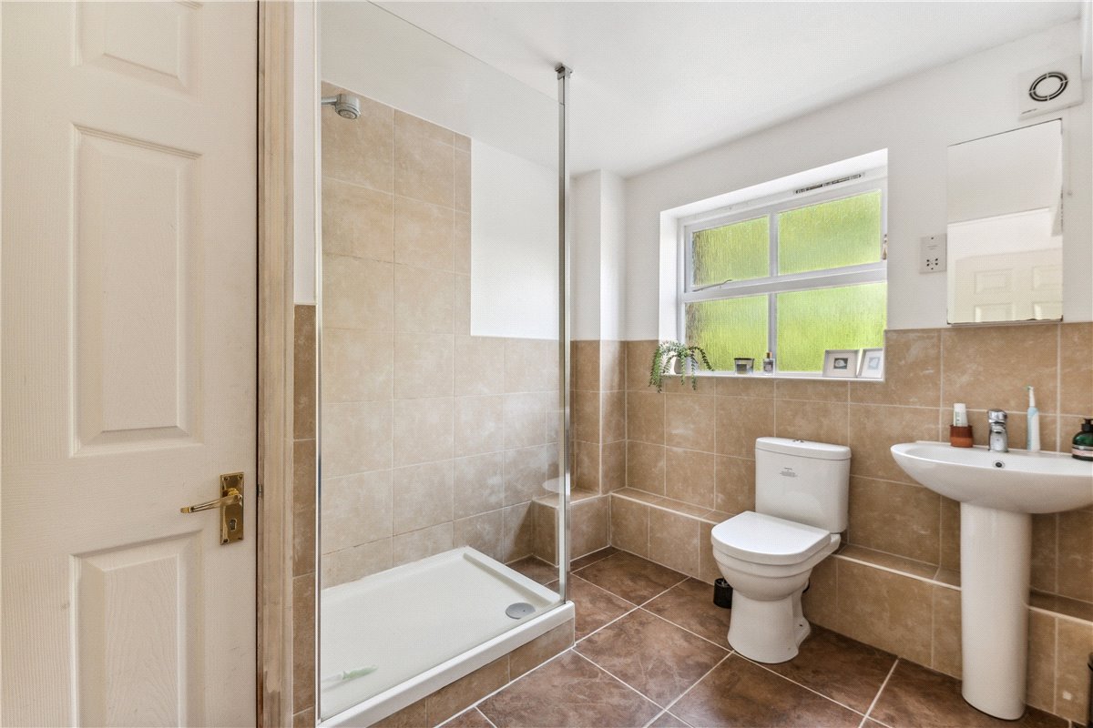 3 bedroom Flat, Heritage Park, London, SW17 - Sold, Image 3