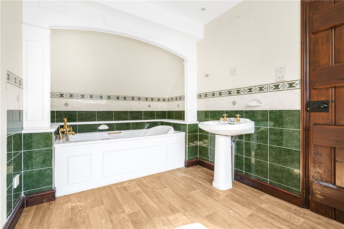 4 bedroom Cottage, Portleys Lane, Drayton Bassett, B78 - Sold STC, Image 2