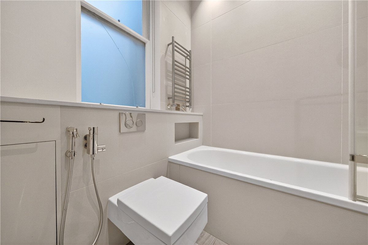 4 bedroom Flat, Wynnstay Gardens, Kensington, W8 - Available, Image 23