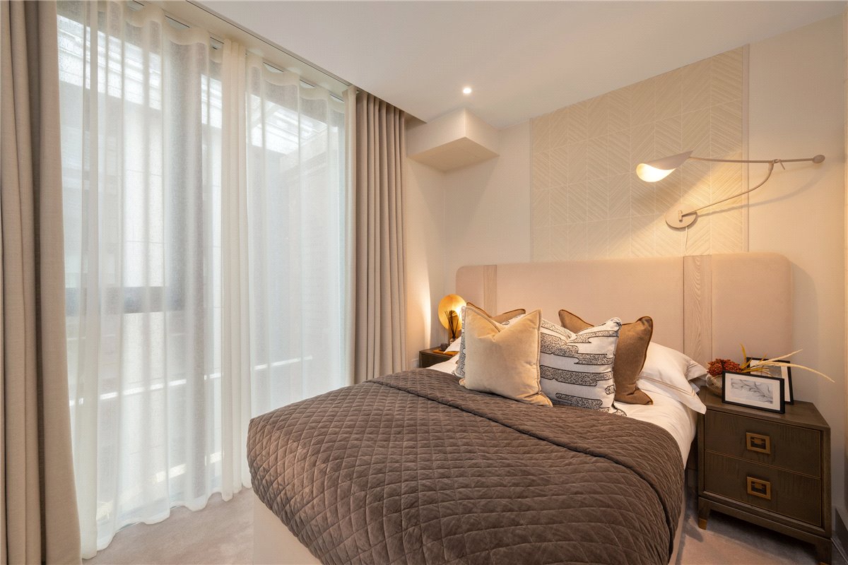 4 bedroom Flat, Waterfront Drive, Chelsea Waterfront, SW10 - Available, Image 6