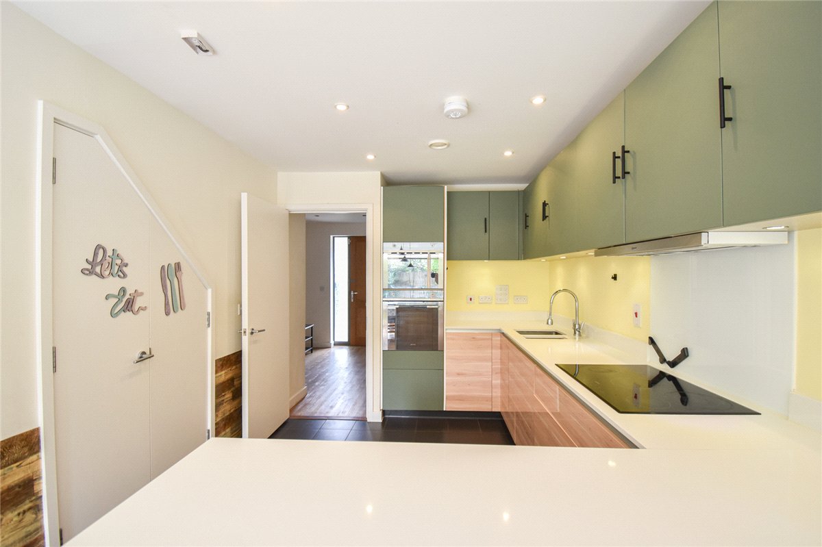 4 bedroom House, Royal Way, Trumpington, CB2 - , Image 19