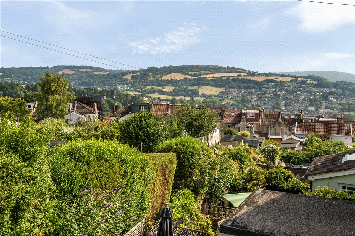 3 bedroom House, Queenwood Avenue, Bath, BA1 - Available, Image 2