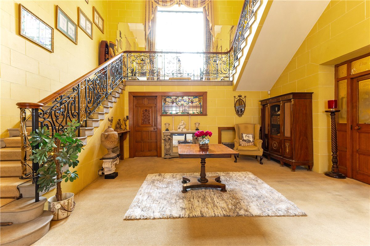 6 bedroom House, Main Street, West Haddlesey, YO8 - Available, Image 10