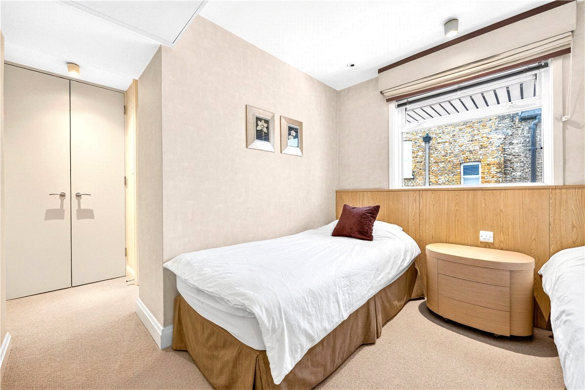 2 bedroom Flat, St Christopher's Place, London, W1U - Available, Image 14