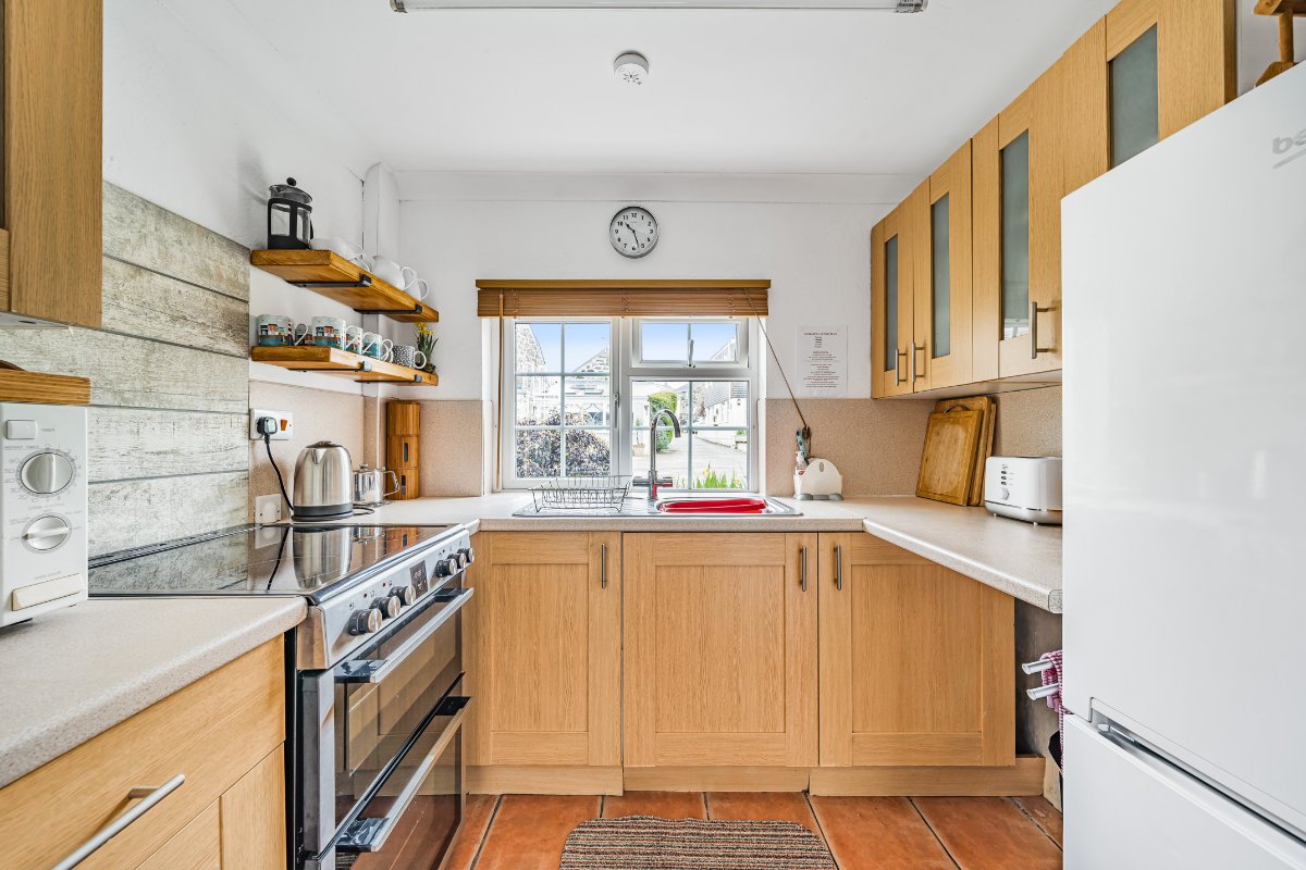 5 bedroom House, Lender Lane, Mullion, TR12 - Available, Image 25