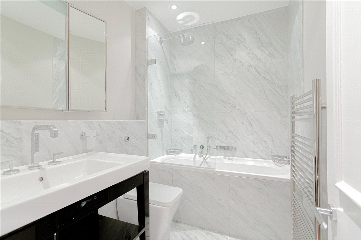 2 bedroom Flat, Princes Gate, South Kensington, SW7 - Available, Image 2