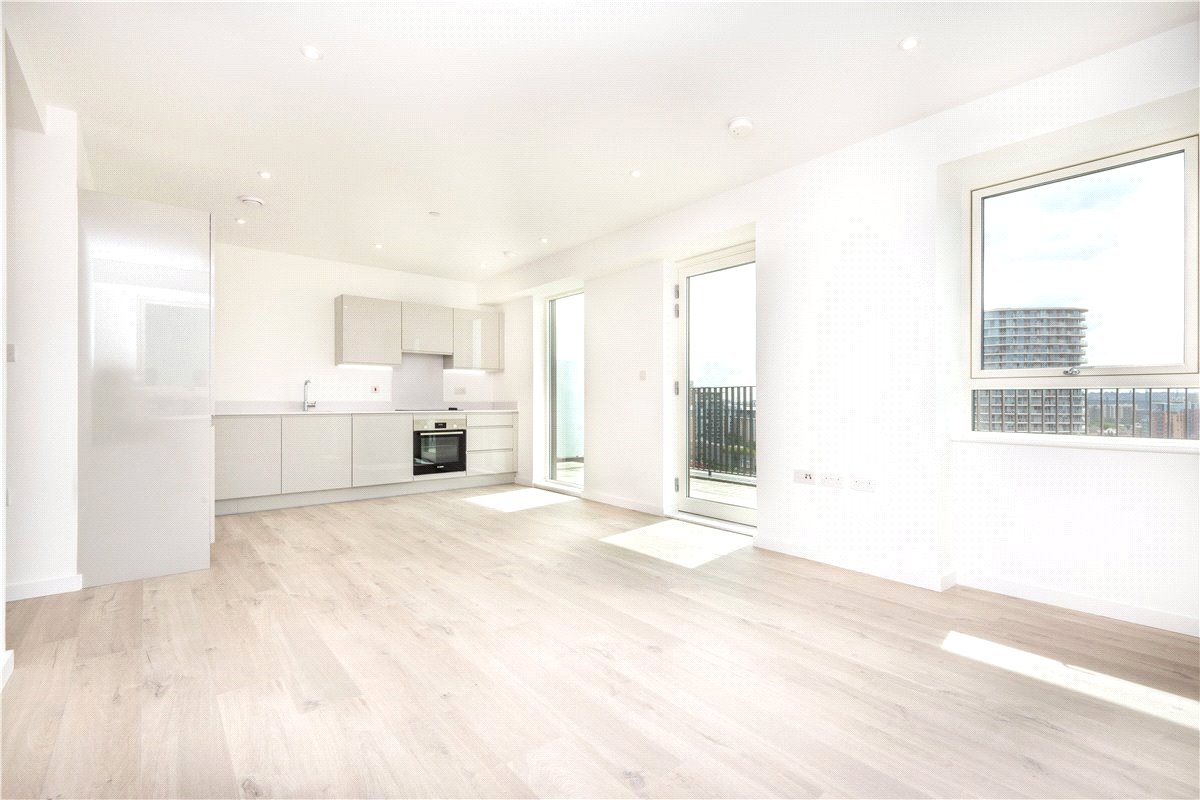 2 bedroom Flat, Heartwell Avenue, London, E16 - Let Agreed, Image 8