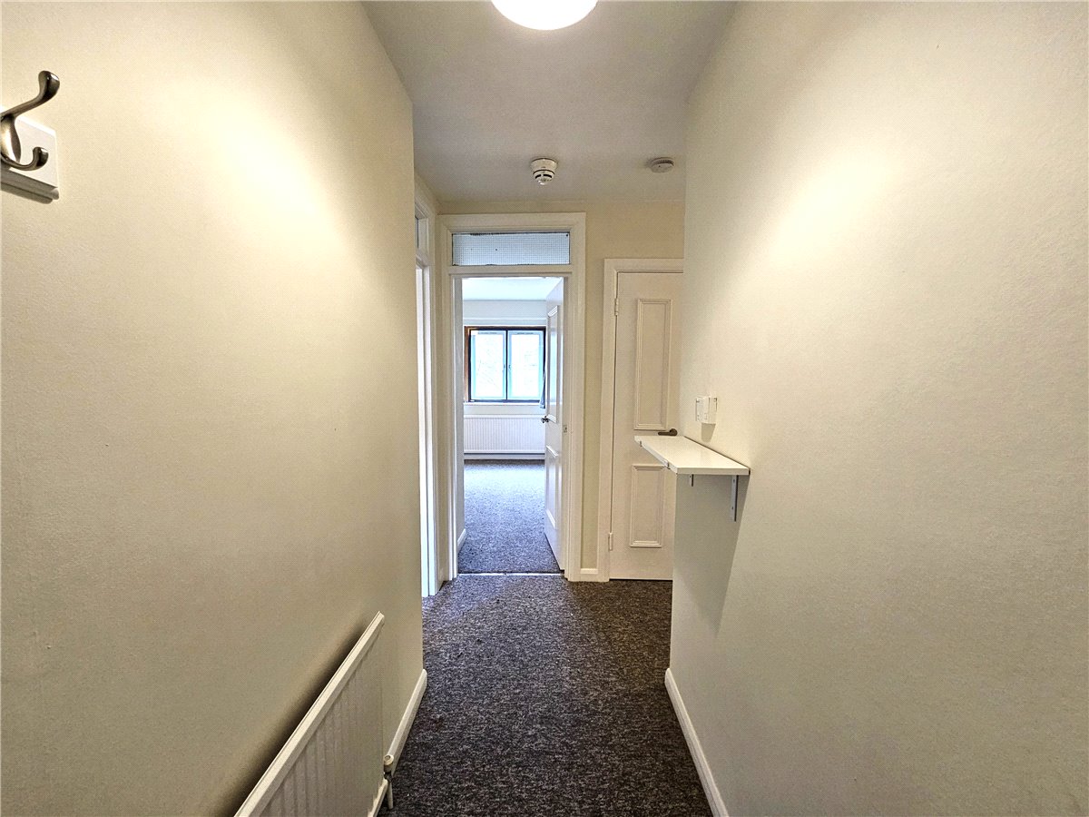 3 bedroom Flat, Caxton Court, Grove Street, BA2 - Let Agreed, Image 10