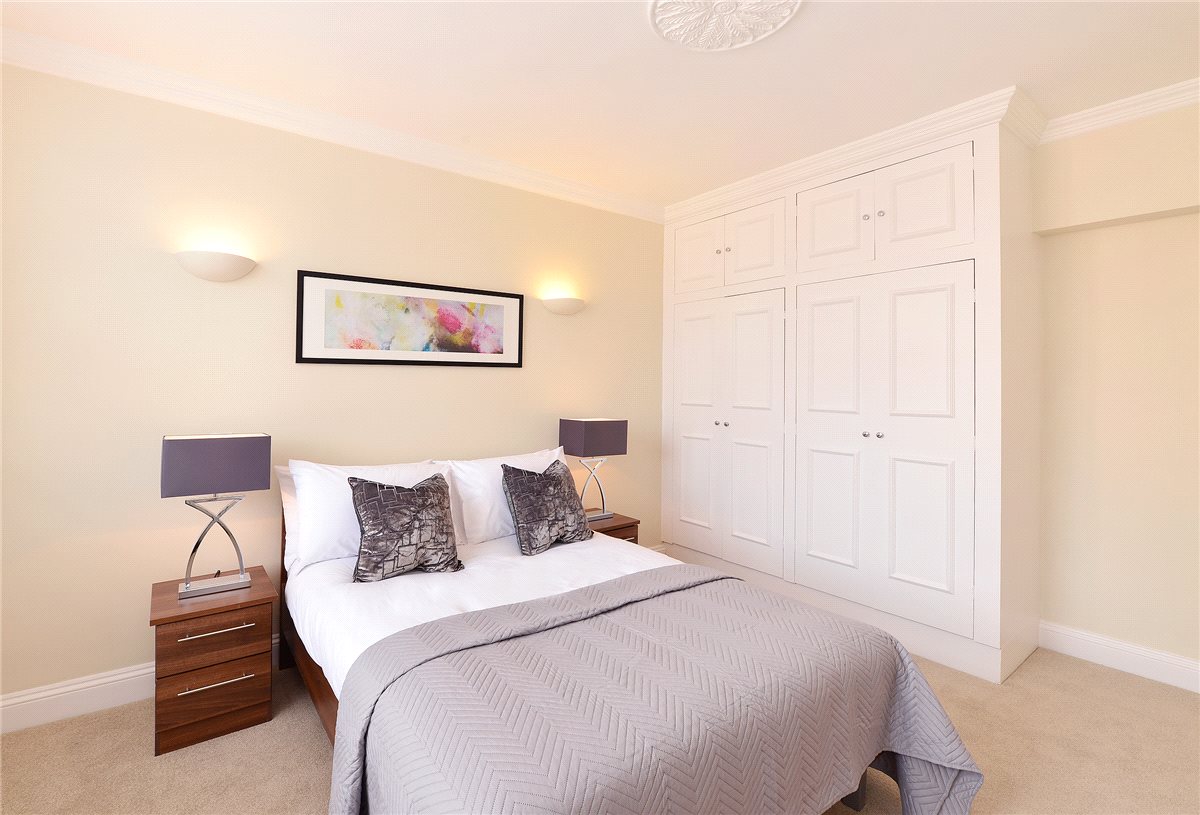2 bedroom Flat, Hill Street, Mayfair, W1J - Available, Image 13