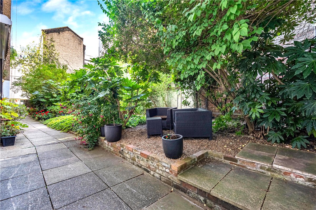 2 bedroom Flat, Basil Street, Knightsbridge, SW3 - Available, Image 11