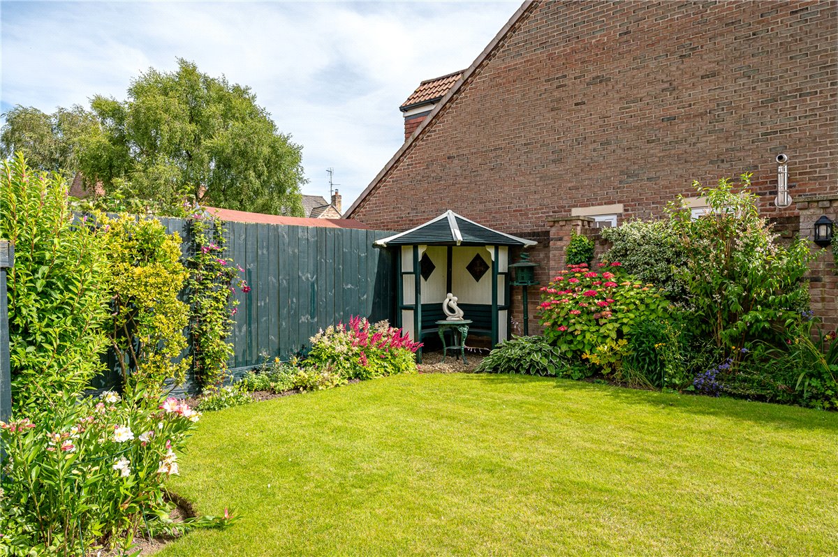 5 bedroom House, Champions Gate, North Duffield, YO8 - Sold, Image 19