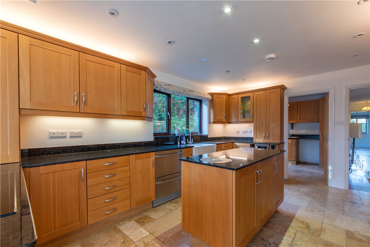 5 bedroom House, Post Office Road, Inkpen, RG17 - Available, Image 21