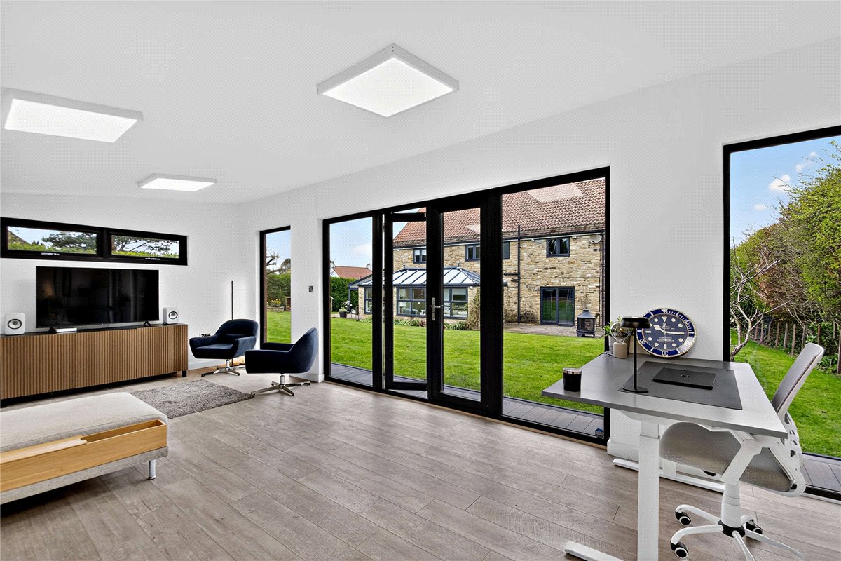 5 bedroom House, Maple Gardens, Bardsey, LS17 - Available, Image 15