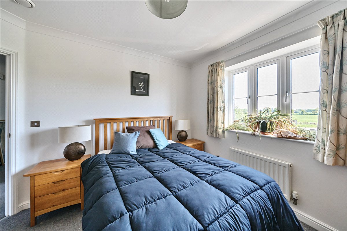 3 bedroom Flat, Randolph Avenue, Woodstock, OX20 - Available, Image 7