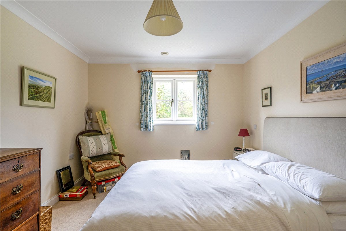 2 bedroom House, Wye House Gardens, Barn Street, SN8 - Available, Image 13