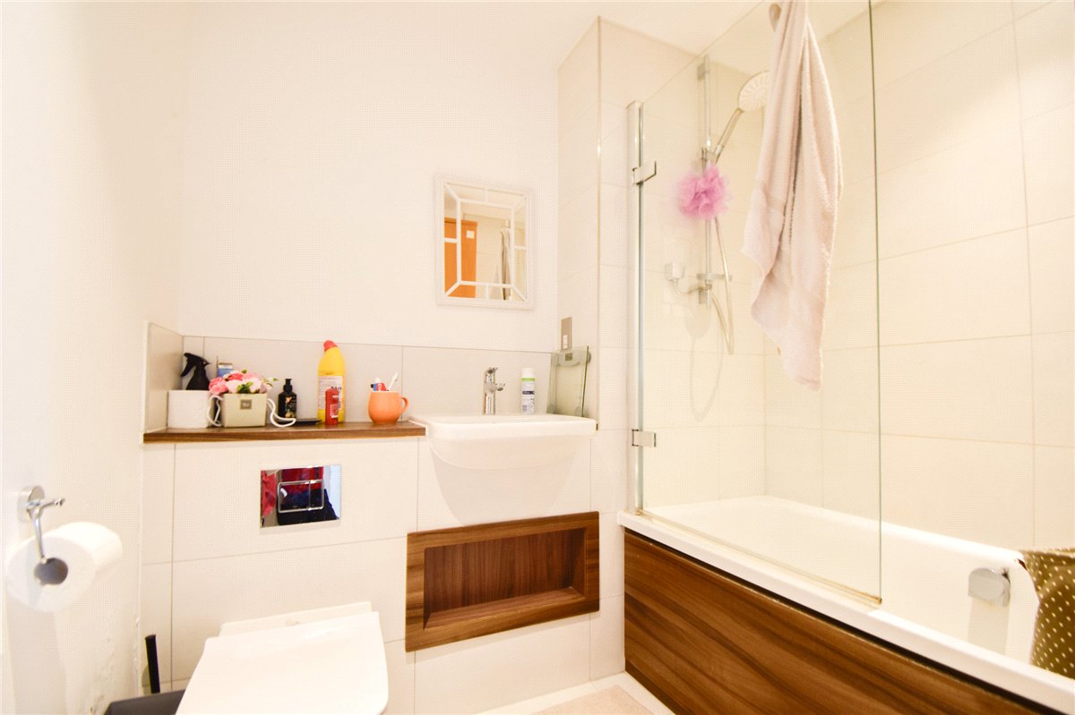 2 bedroom Flat, The Oak Building, Rudduck Way, CB3 - Let Agreed, Image 5