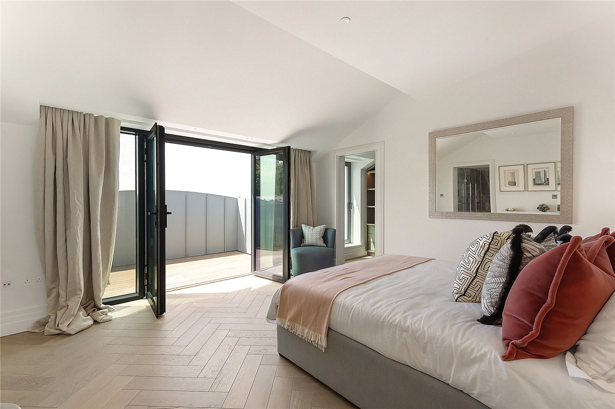3 bedroom Flat, Kensington Gardens Square, Bayswater, W2 - Available, Image 12