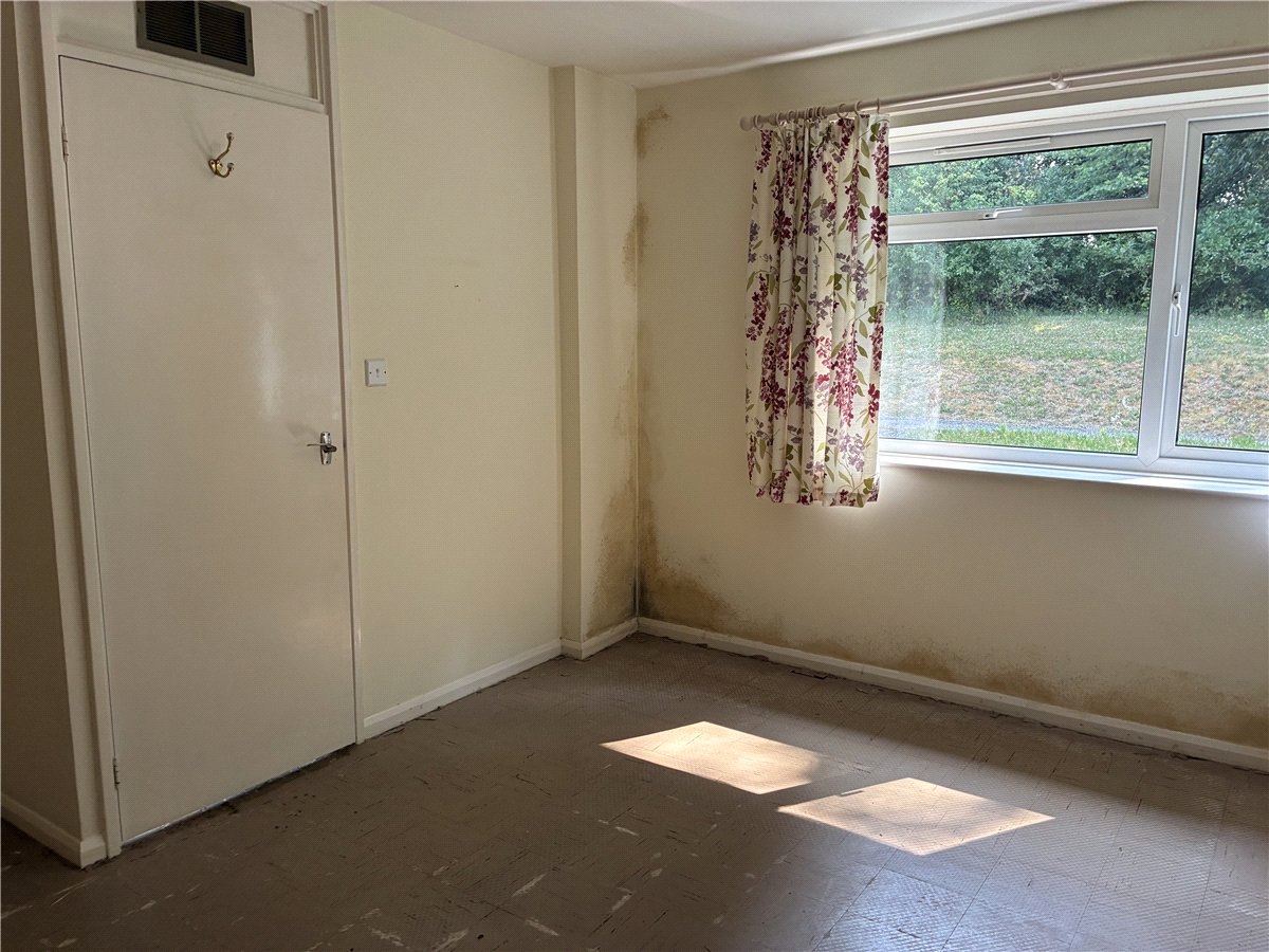 2 bedroom Bungalow, The Beeches, Winterbourne Monkton, SN4 - Available, Image 4