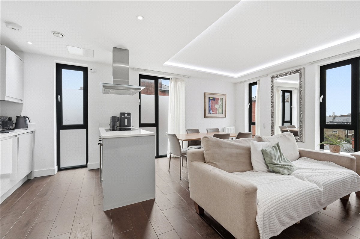 3 bedroom Flat, Lillie Road, London, SW6 - Available, Image 9