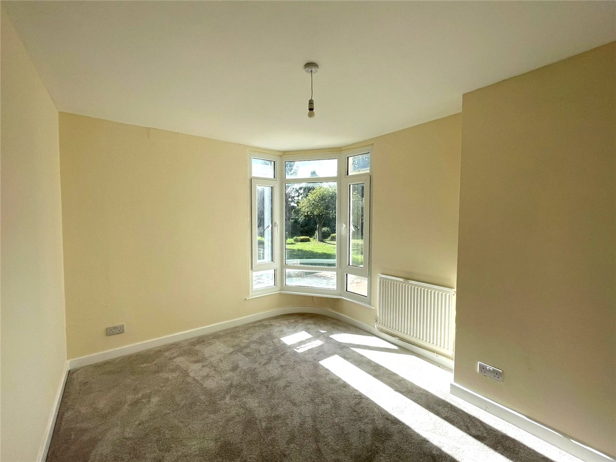 4 bedroom Bungalow, Retford Road, Walesby, NG22 - Available, Image 5