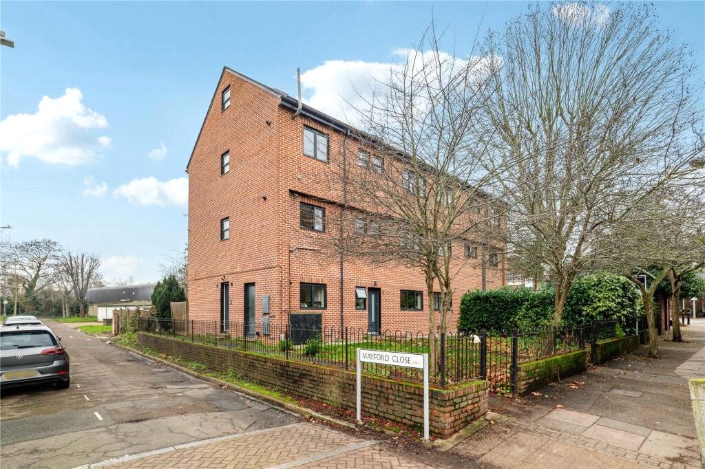 2 bedroom Flat, Mayford Close, London, SW12 - Sold STC, Image 1