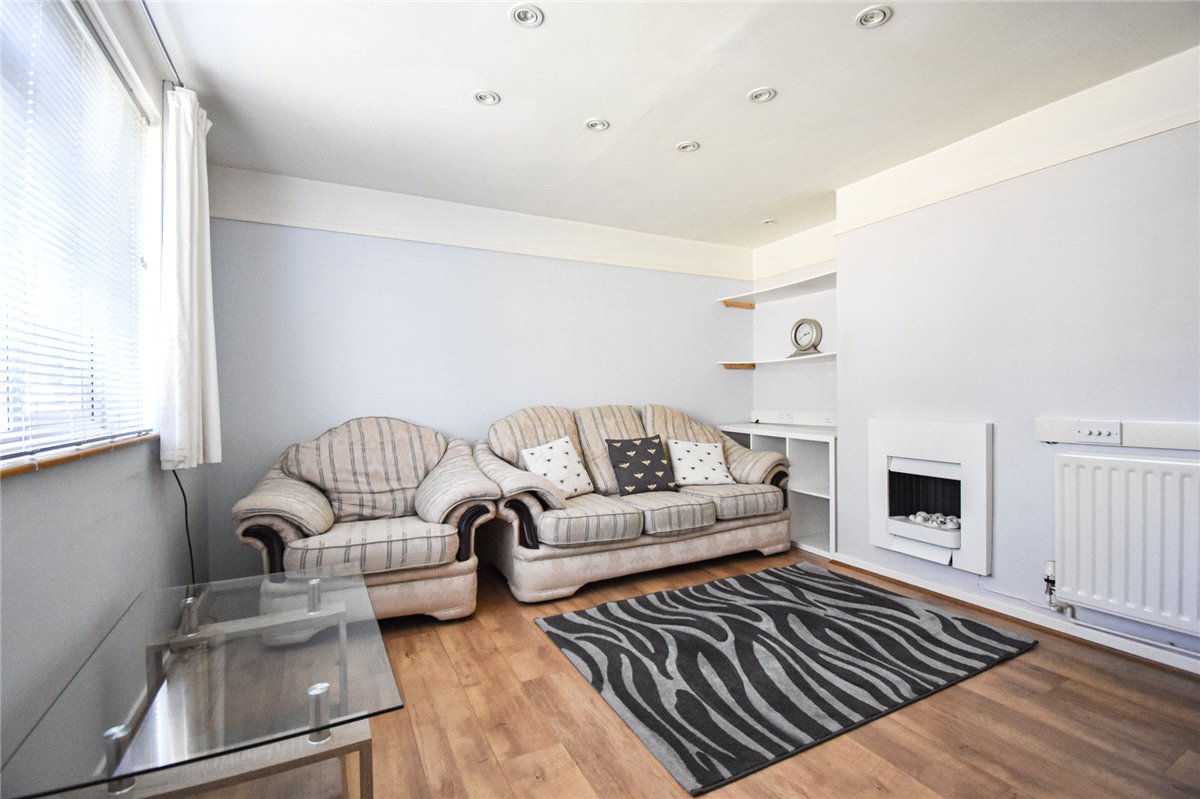 3 bedroom House, Cockerell Road, Cambridge, CB4 - Sold, Image 2