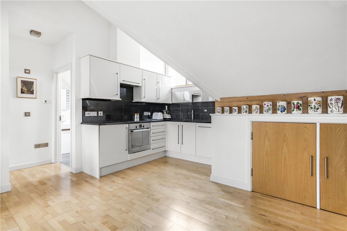1 bedroom Flat, Davenant Road, Oxford, OX2 - Sold, Image 5