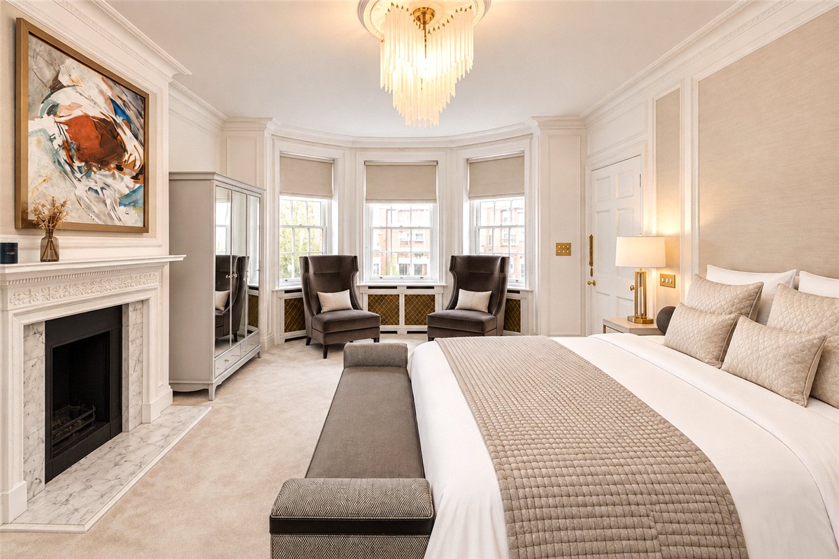 7 bedroom House, Upper Brook Street, Mayfair, W1K - Available, Image 9
