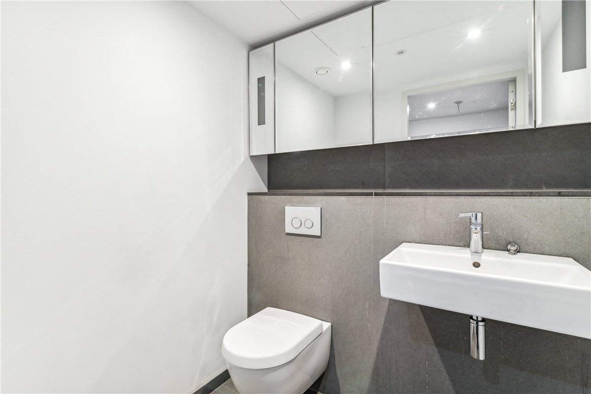 1 bedroom Flat, Strand, Covent Garden, WC2R - Available, Image 11