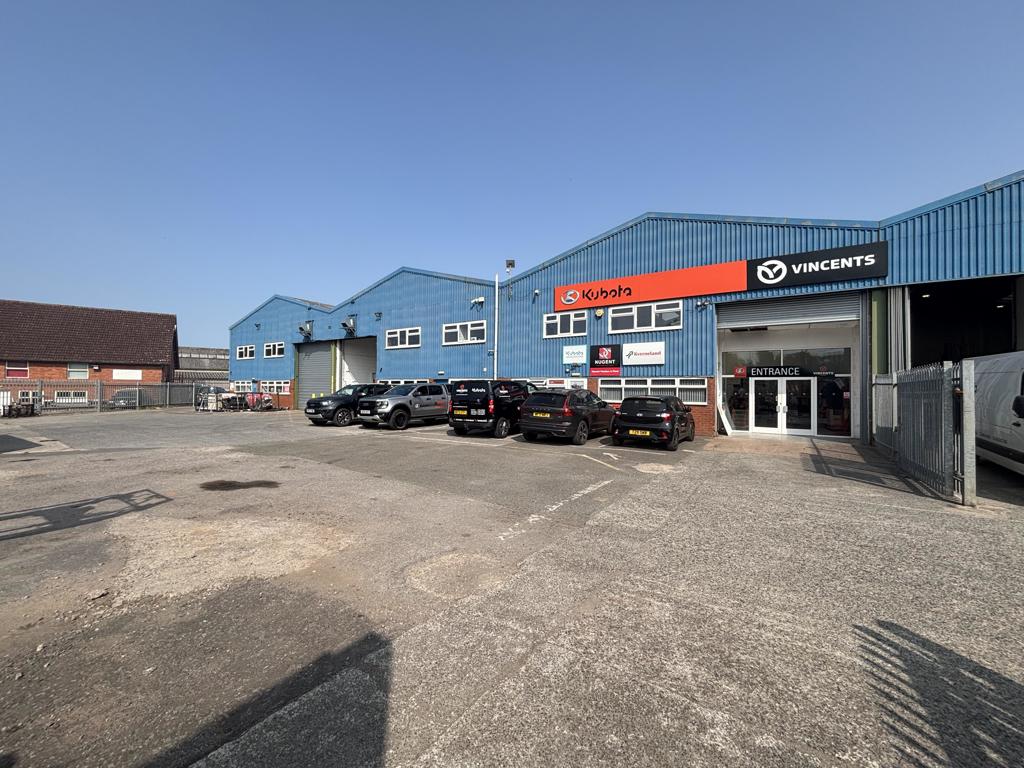 10038.53 Sq Ft, Poole, Wellington, TA21 - Available, Image 1
