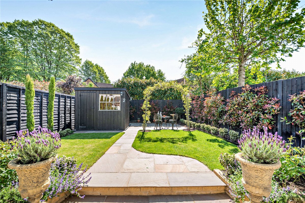 3 bedroom House, Shaw Road, Newbury, RG14 - Sold STC, Image 18