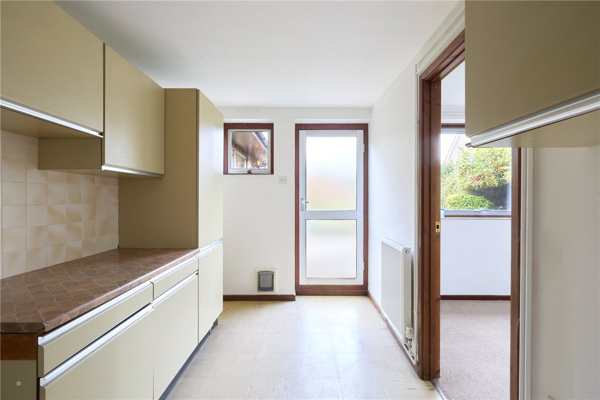 6 bedroom Bungalow, Church Street, Thriplow, SG8 - Available, Image 7