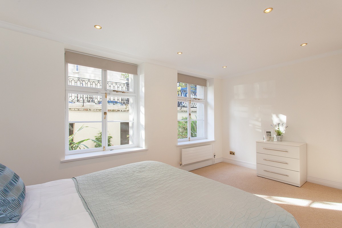 2 bedroom Flat, Mansfield Street, London, W1G - Available, Image 3