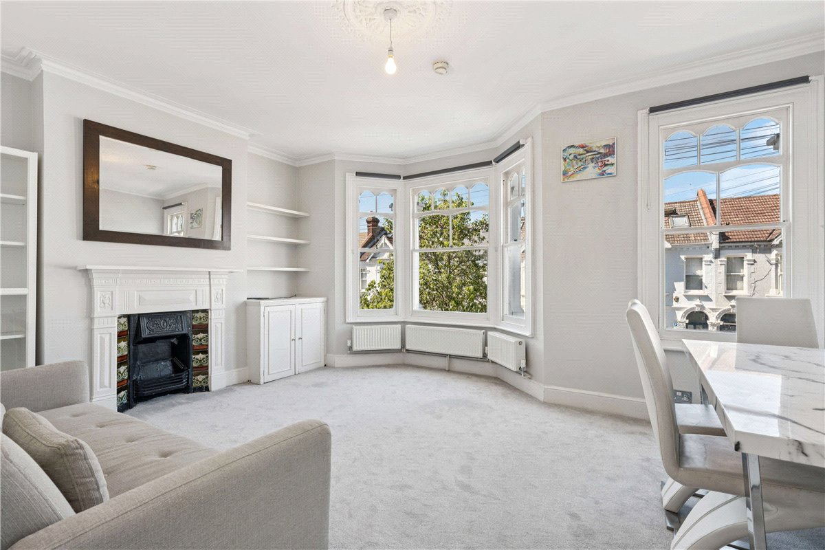 3 bedroom Flat, Kenyon Street, London, SW6 - Available