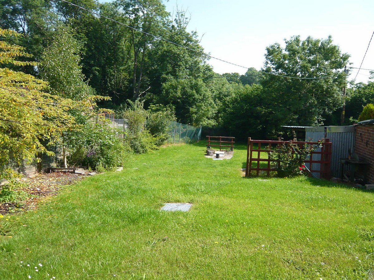 3 bedroom Cottage, Marlston Hermitage, Thatcham, RG18 - Available, Image 2