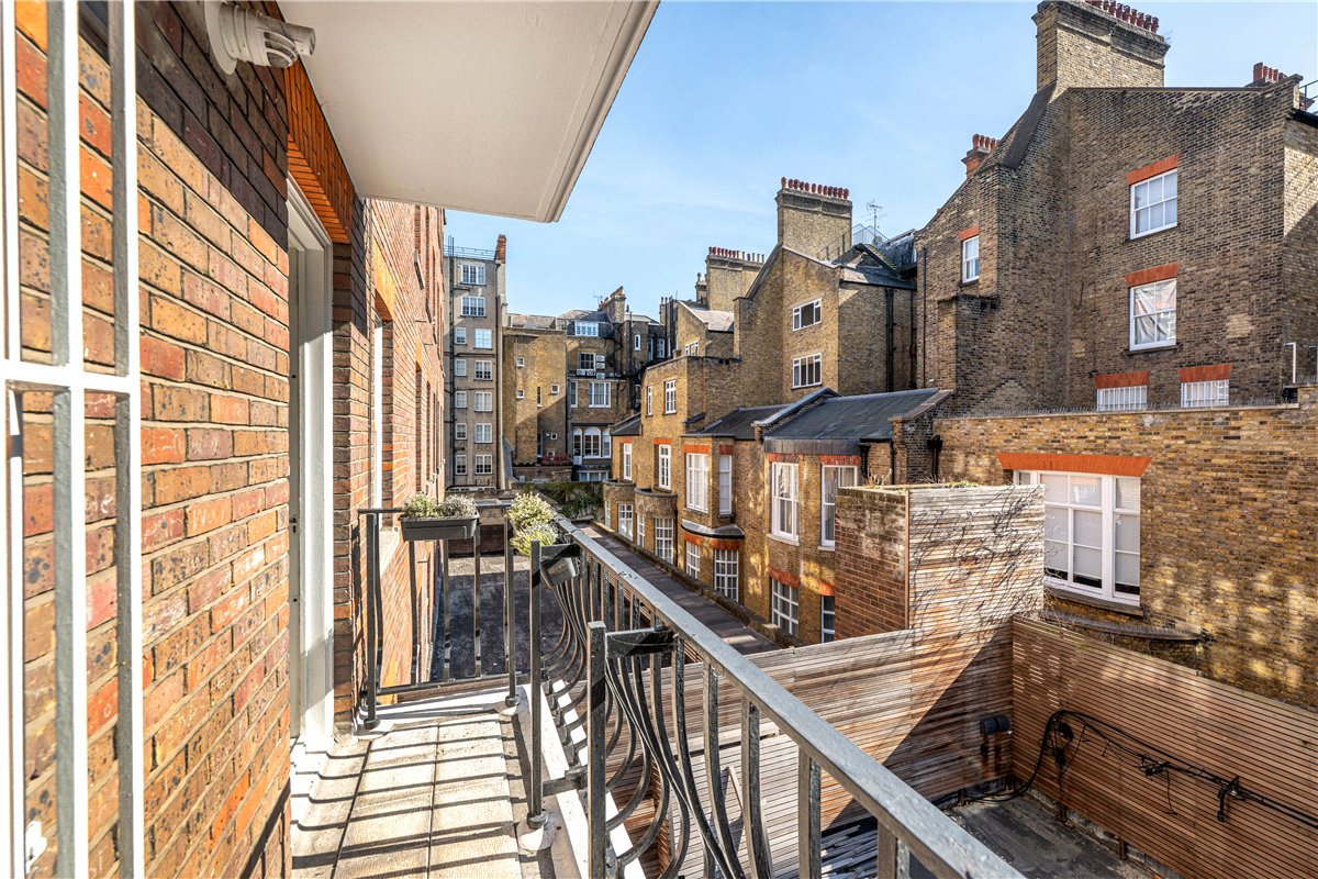 2 bedroom Flat, Reeves Mews, Mayfair, W1K - Available, Image 4