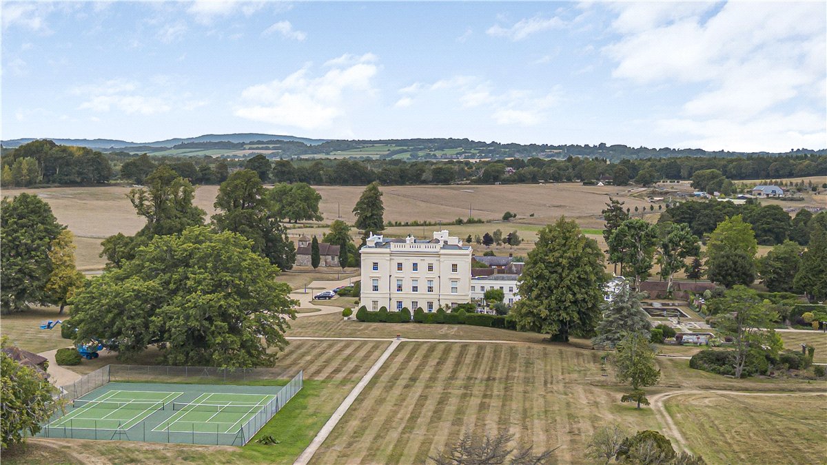 3 bedroom Flat, Burton Park, Duncton, GU28 - Available, Image 1