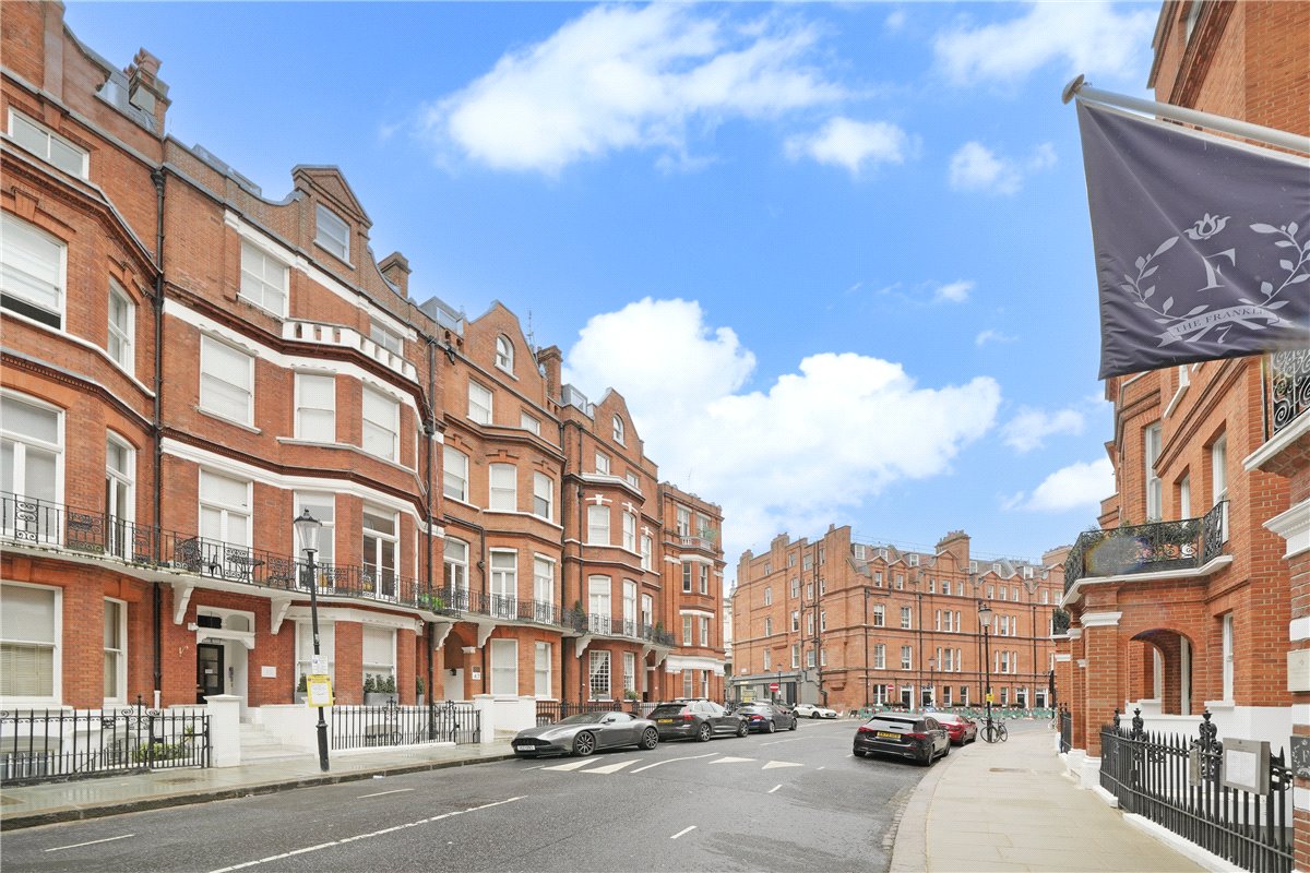 0 bedroom Flat, Egerton Gardens, Knightsbridge, SW3 - Available, Image 12