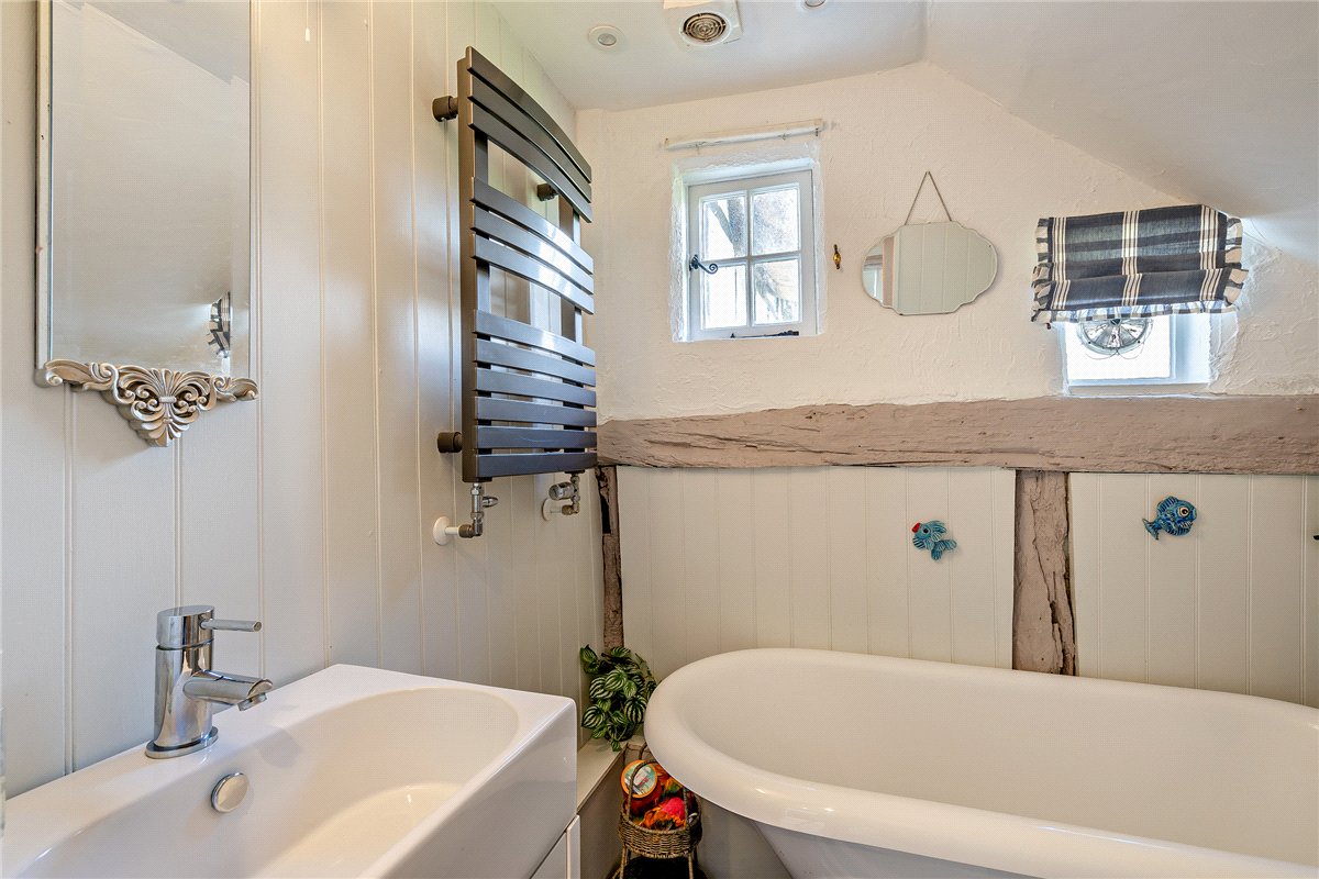 4 bedroom House, Lower Green, Inkpen, RG17 - Available, Image 19