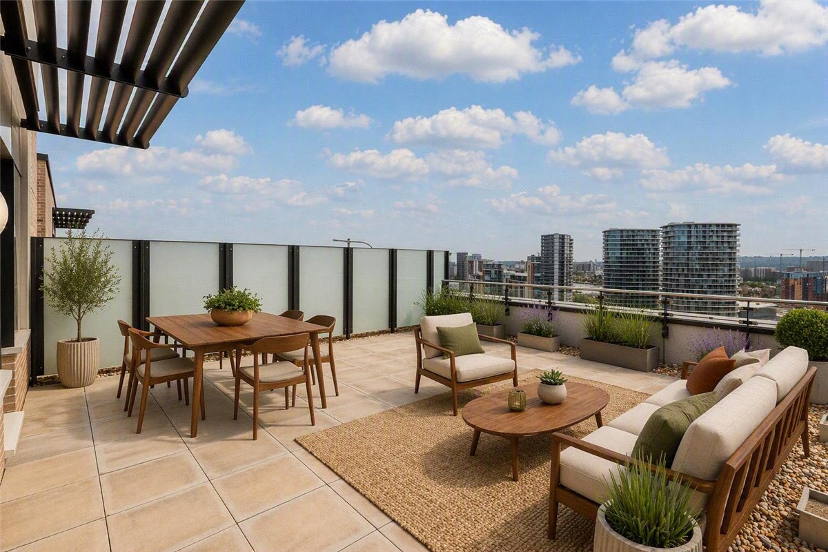 3 bedroom Flat, Heartwell Avenue, London, E16 - Let Agreed, Image 3