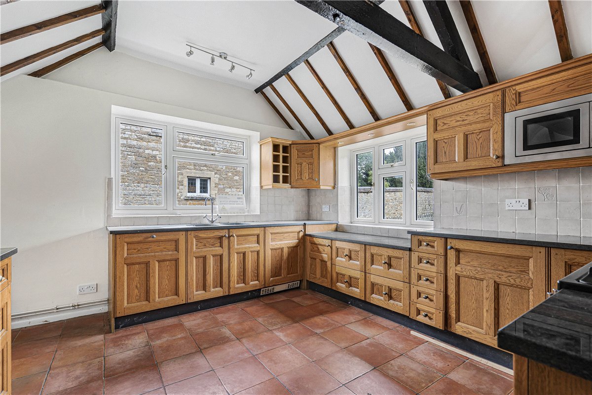 5 bedroom Cottage, Valley Road, Finmere, MK18 - Sold STC, Image 22